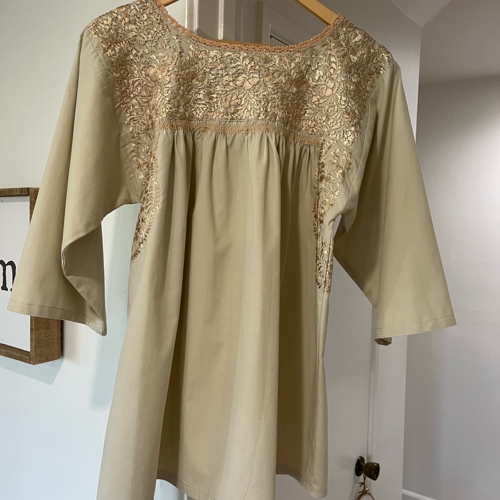 Mi Golondrina Beige Embroidered Blouse - Picture 2 of 3